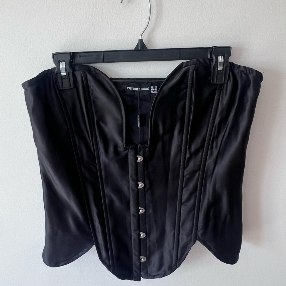 NWT PrettyLittleThing Black Satin Structured Hook & Eye Corset - Picture 3 of 7